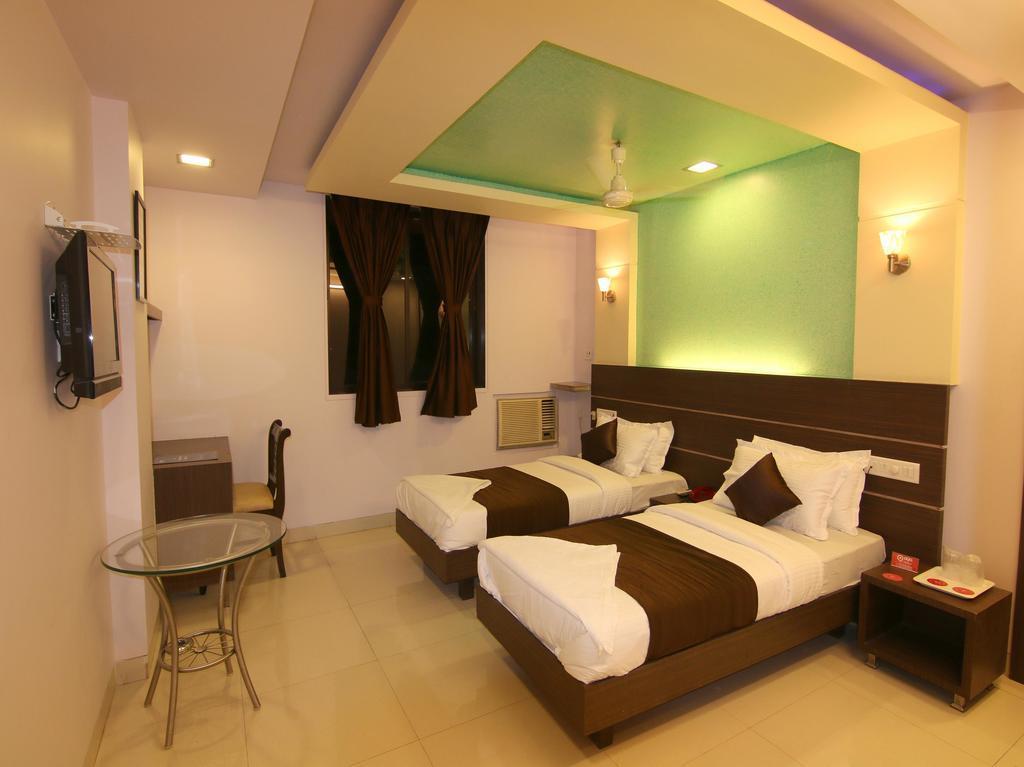 Hotel Panvel Palace 外观 照片